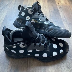 Mens Adidas Harden Vol 5
Futurenatural Basketball Shoes
White Black Polka Dot